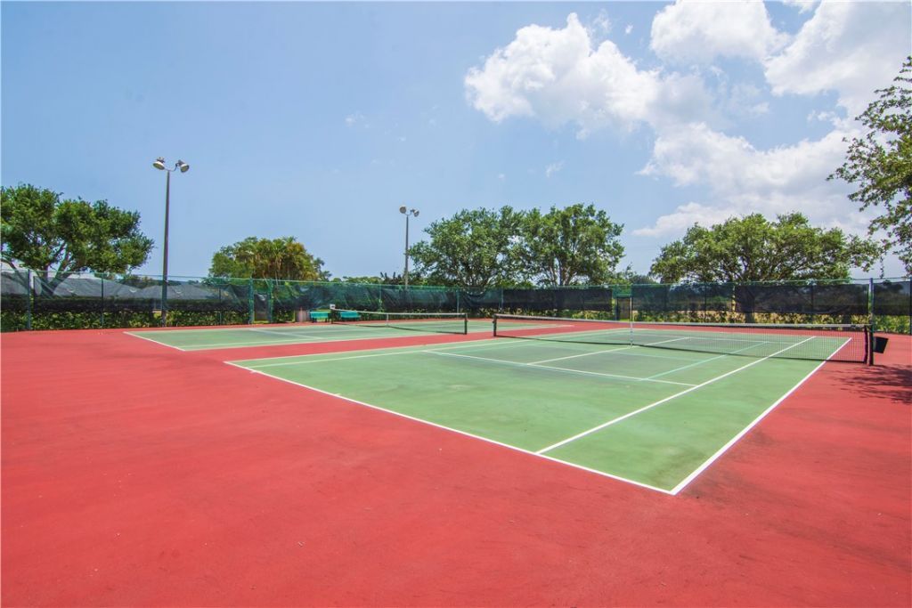 740 Lake Orchid Circle, Unit 104, Vero Beach, FL 32962 Photo