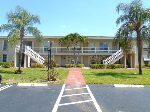 309 Circle Drive S, Unit 204, Boynton Beach, FL 33435