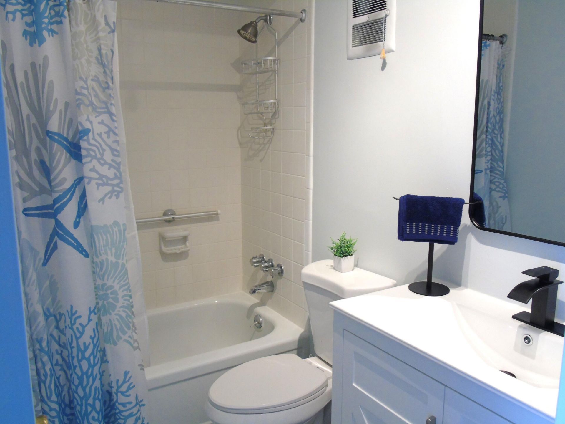 309 Circle Drive S, Unit 204, Boynton Beach, FL 33435 Photo