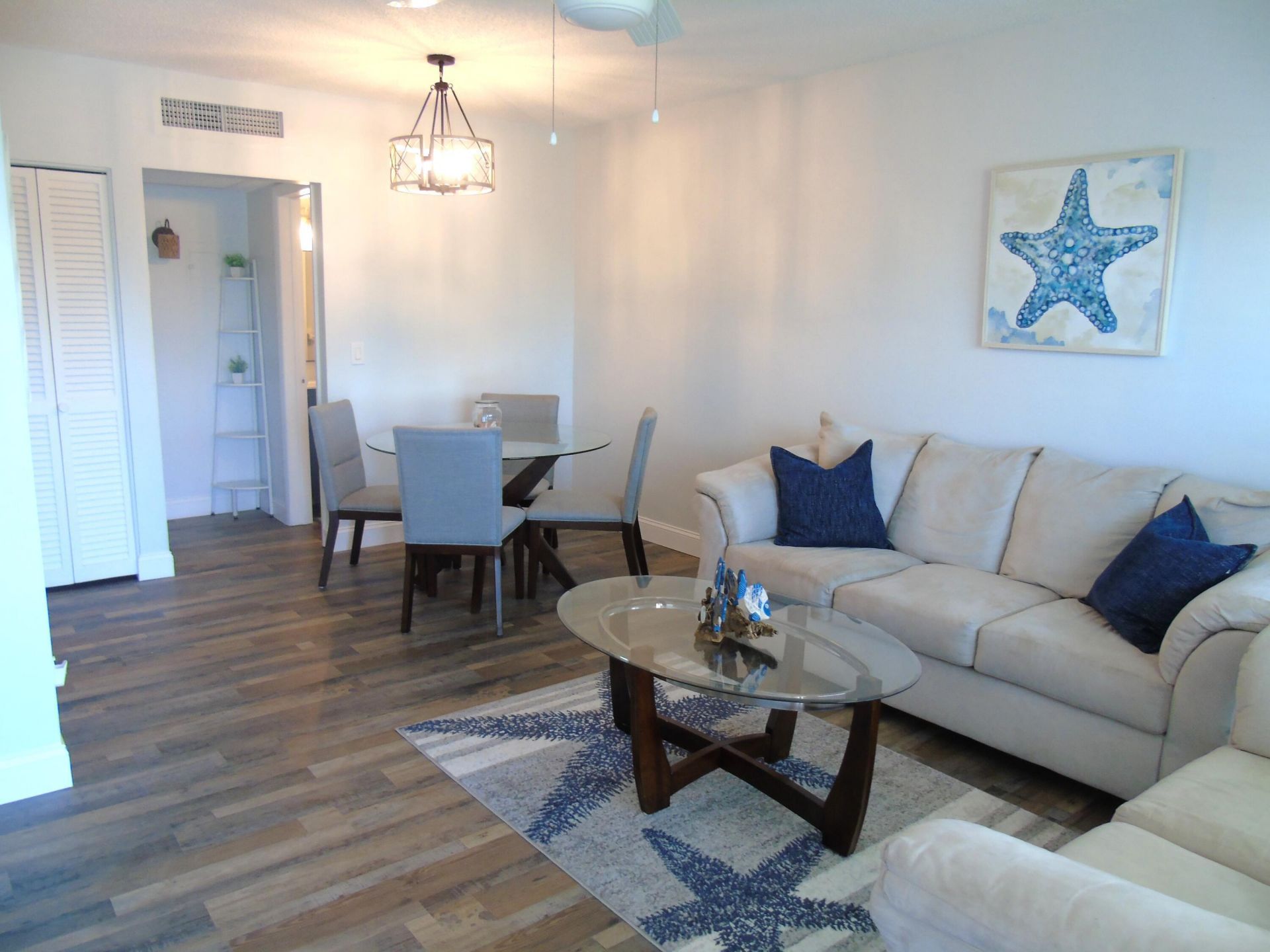 309 Circle Drive S, Unit 204, Boynton Beach, FL 33435 Photo