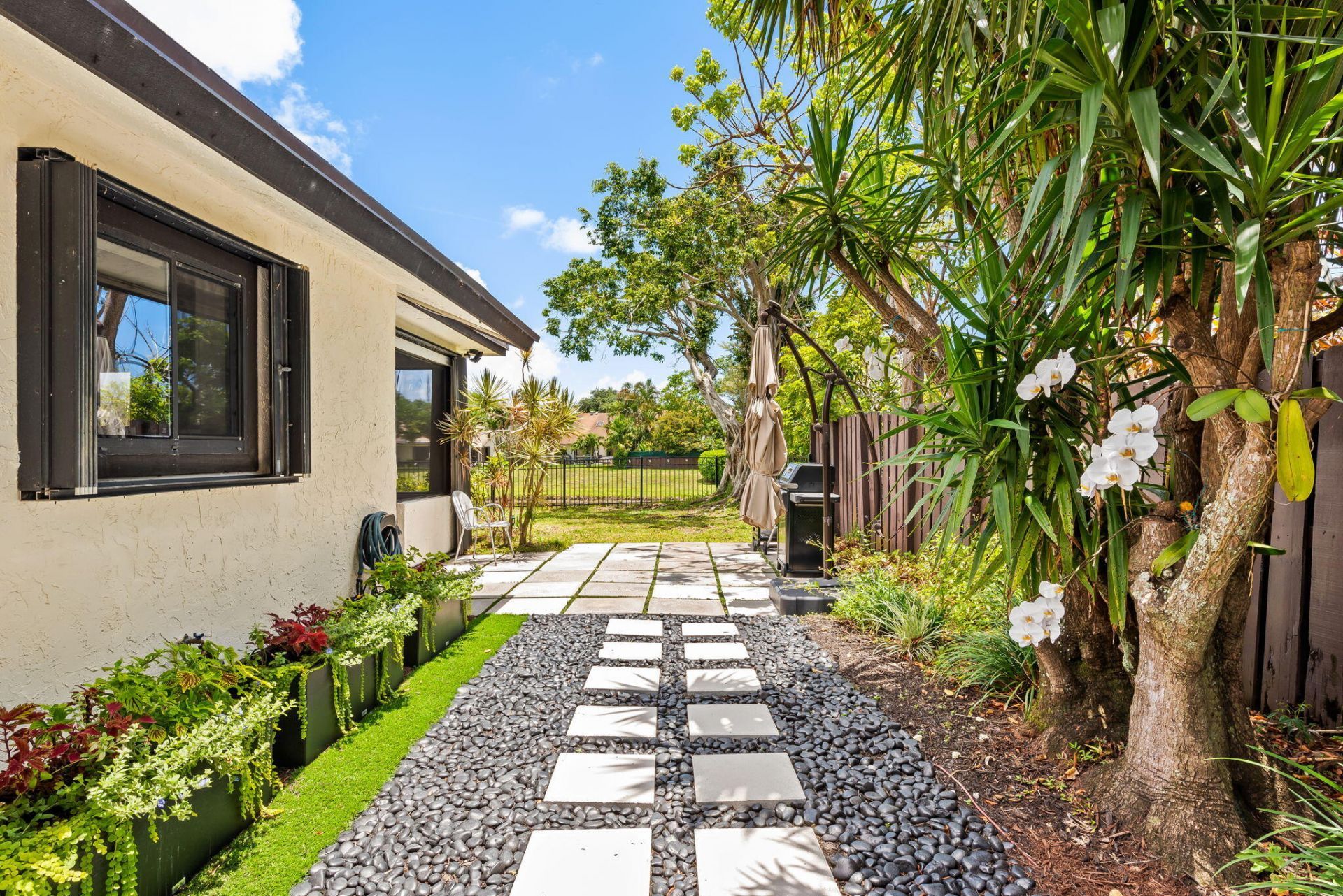 305 SW 28th Avenue, Delray Beach, FL 33445 Photo
