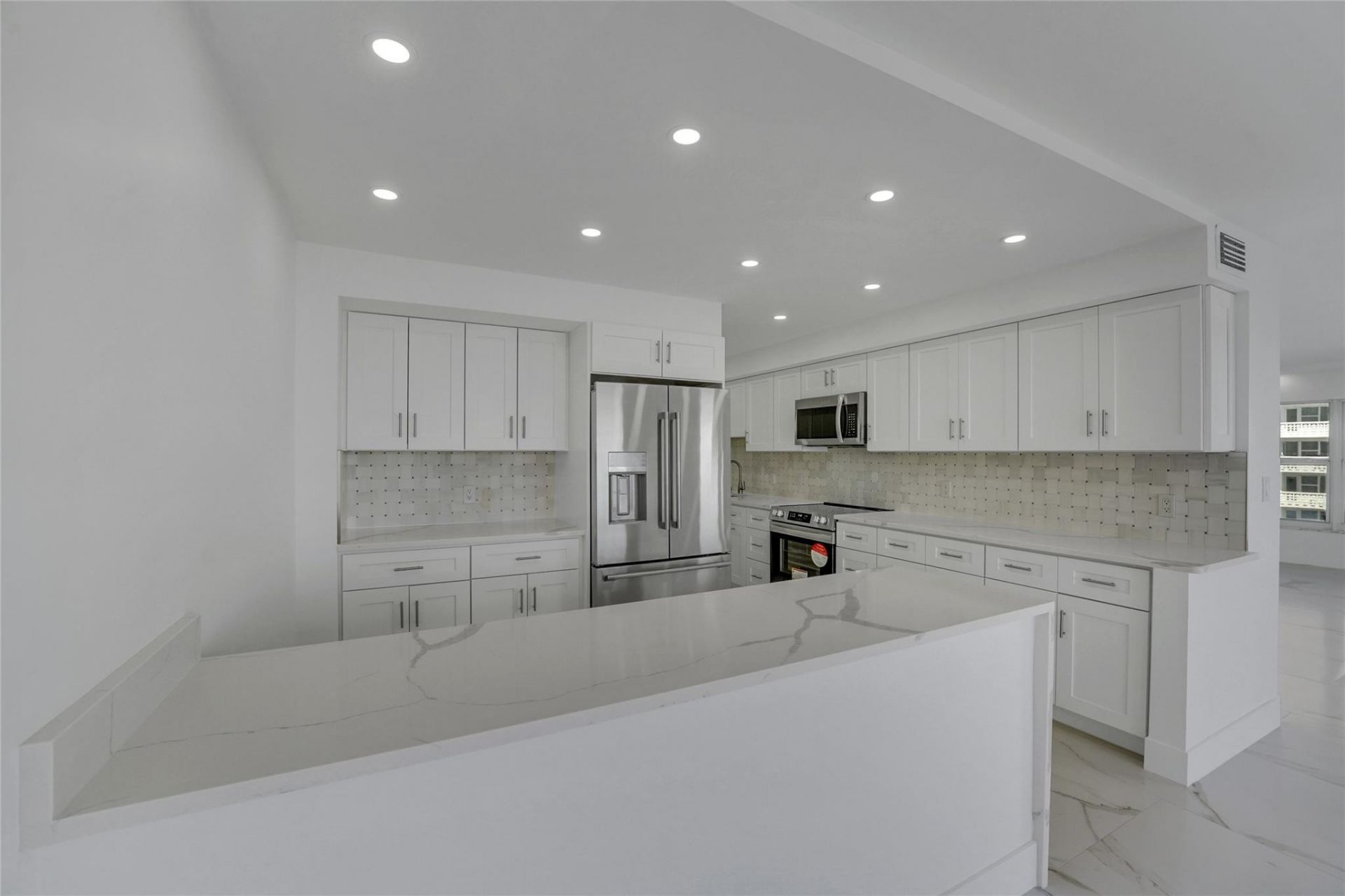 3900 Galt Ocean Drive, Unit 511, Fort Lauderdale, FL 33308 Photo