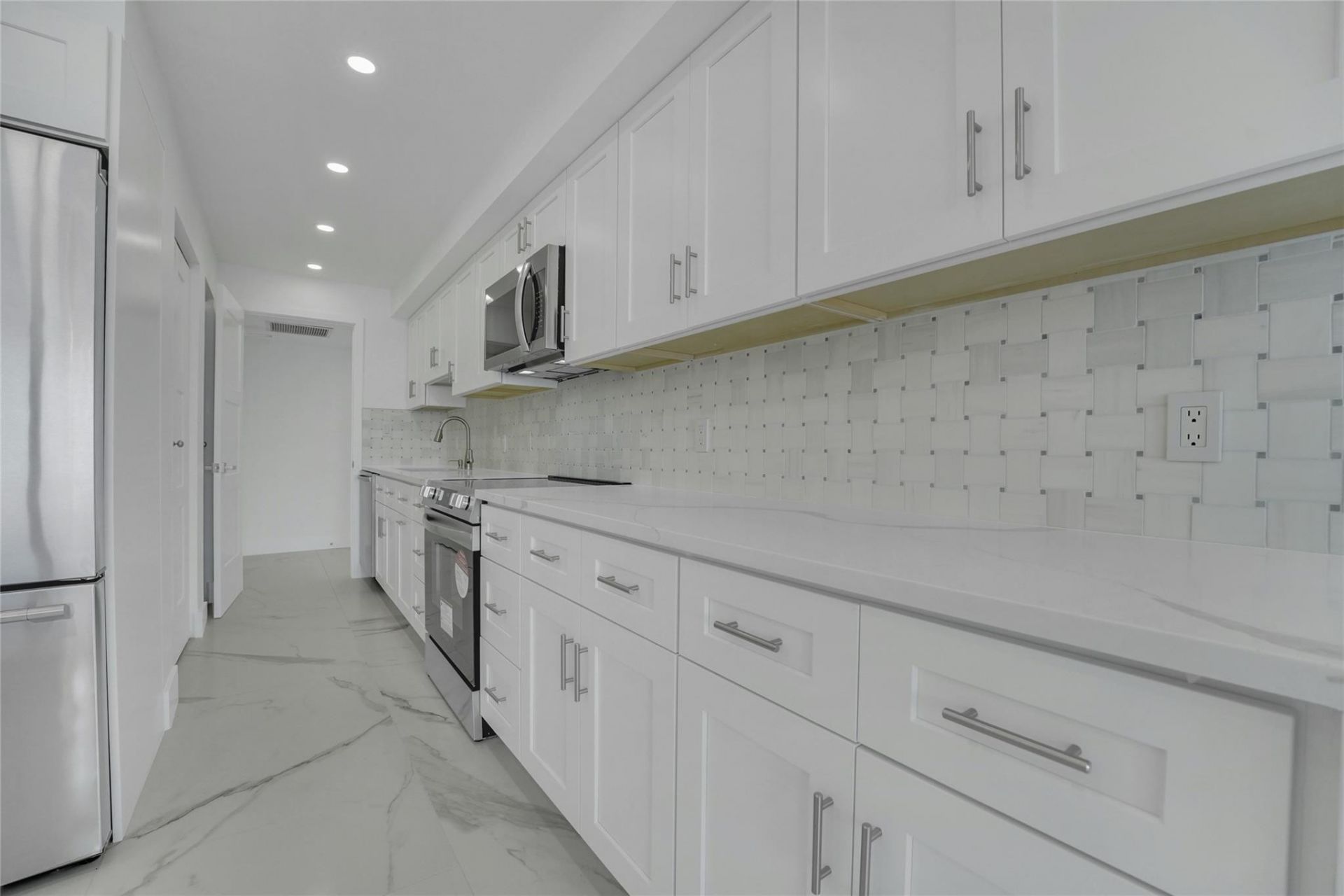 3900 Galt Ocean Drive, Unit 511, Fort Lauderdale, FL 33308 Photo