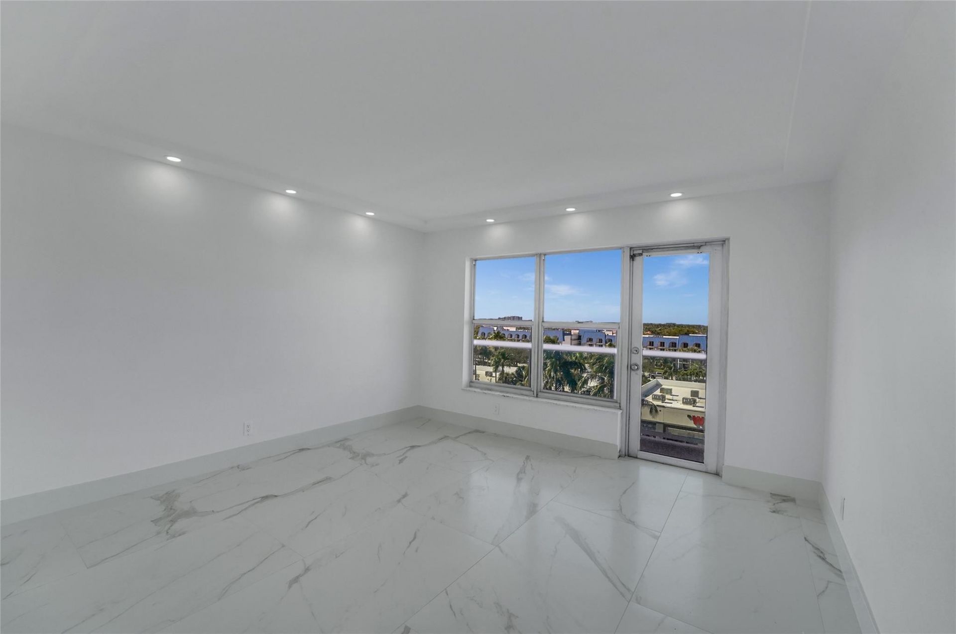 3900 Galt Ocean Drive, Unit 511, Fort Lauderdale, FL 33308 Photo