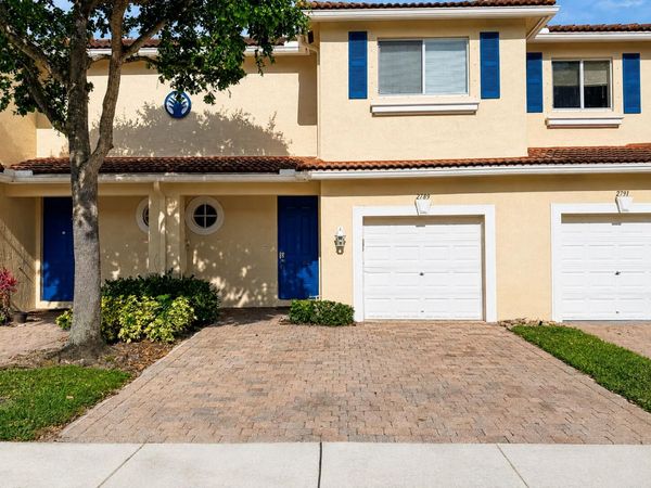 2789 S Evergreen Circle, Boynton Beach, FL 33426