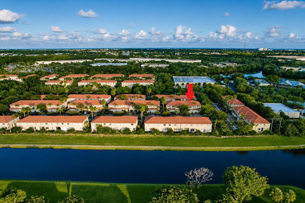 2789 S Evergreen Circle, Boynton Beach, FL 33426 Photo