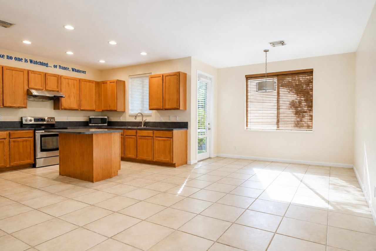 2789 S Evergreen Circle, Boynton Beach, FL 33426 Photo