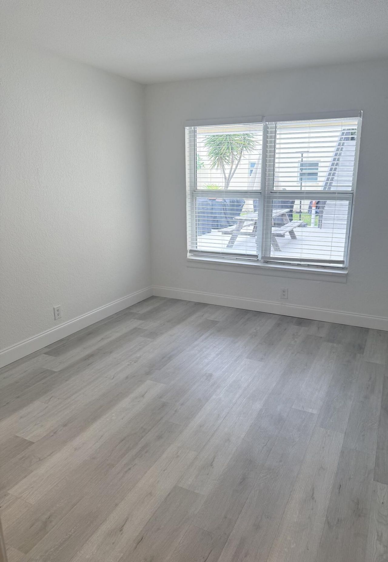 1913 NE 4th Street, Unit 1-9, Deerfield Beach, FL 33441 Photo
