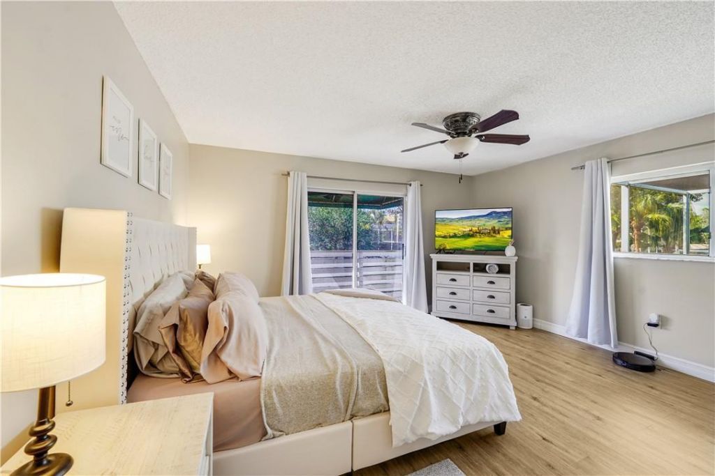 534 NW 98th Avenue, Unit 4, Plantation, FL 33324 Photo