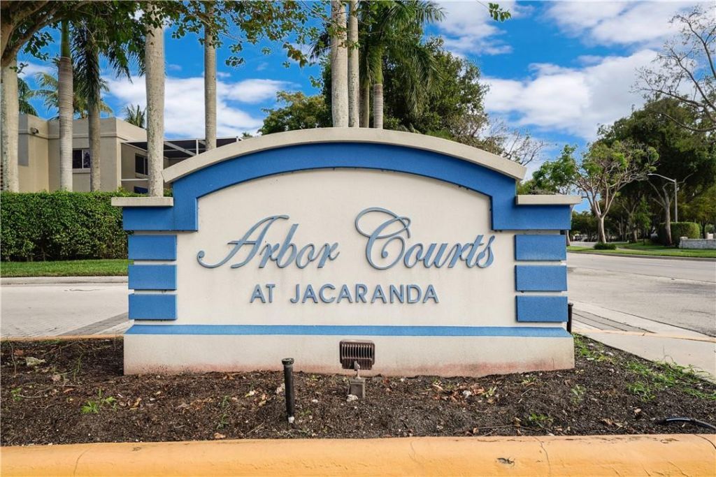 534 NW 98th Avenue, Unit 4, Plantation, FL 33324 Photo