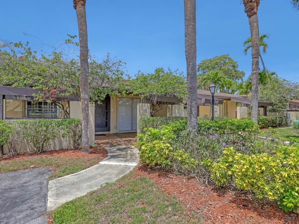 13731 Via Aurora, Unit A, Delray Beach, FL 33484