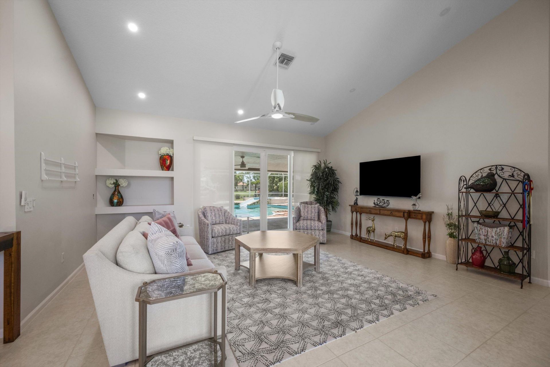 15880 Meadow Wood Drive, Wellington, FL 33414 Photo