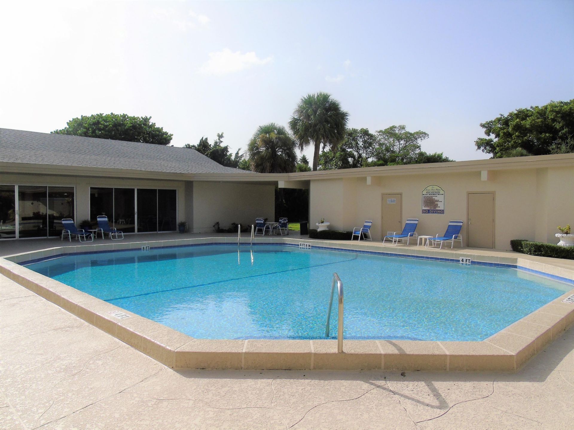 309 Circle Drive S, Unit 204, Boynton Beach, FL 33435 Photo