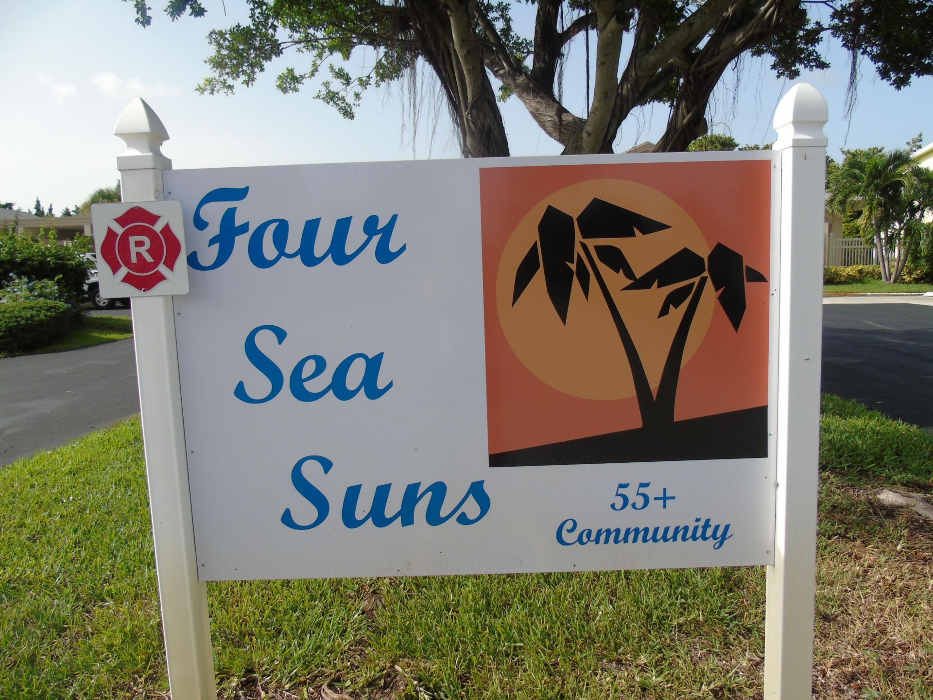 309 Circle Drive S, Unit 204, Boynton Beach, FL 33435 Photo