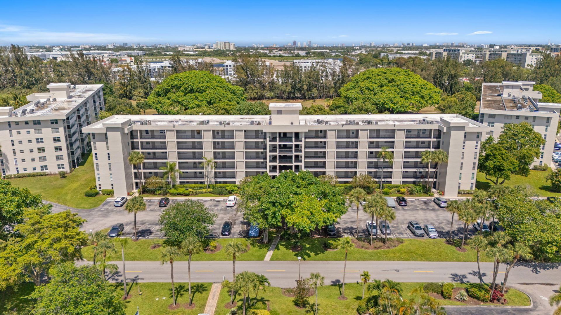 2650 S Course Drive, Unit 308, Pompano Beach, FL 33069 Photo