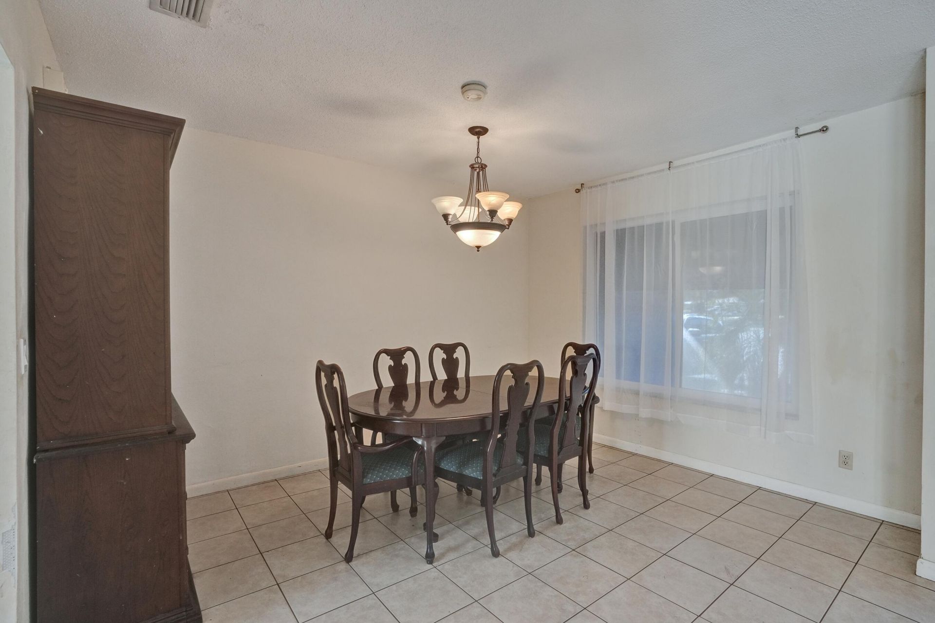 5200 SW 8th Street, Plantation, FL 33317 Photo