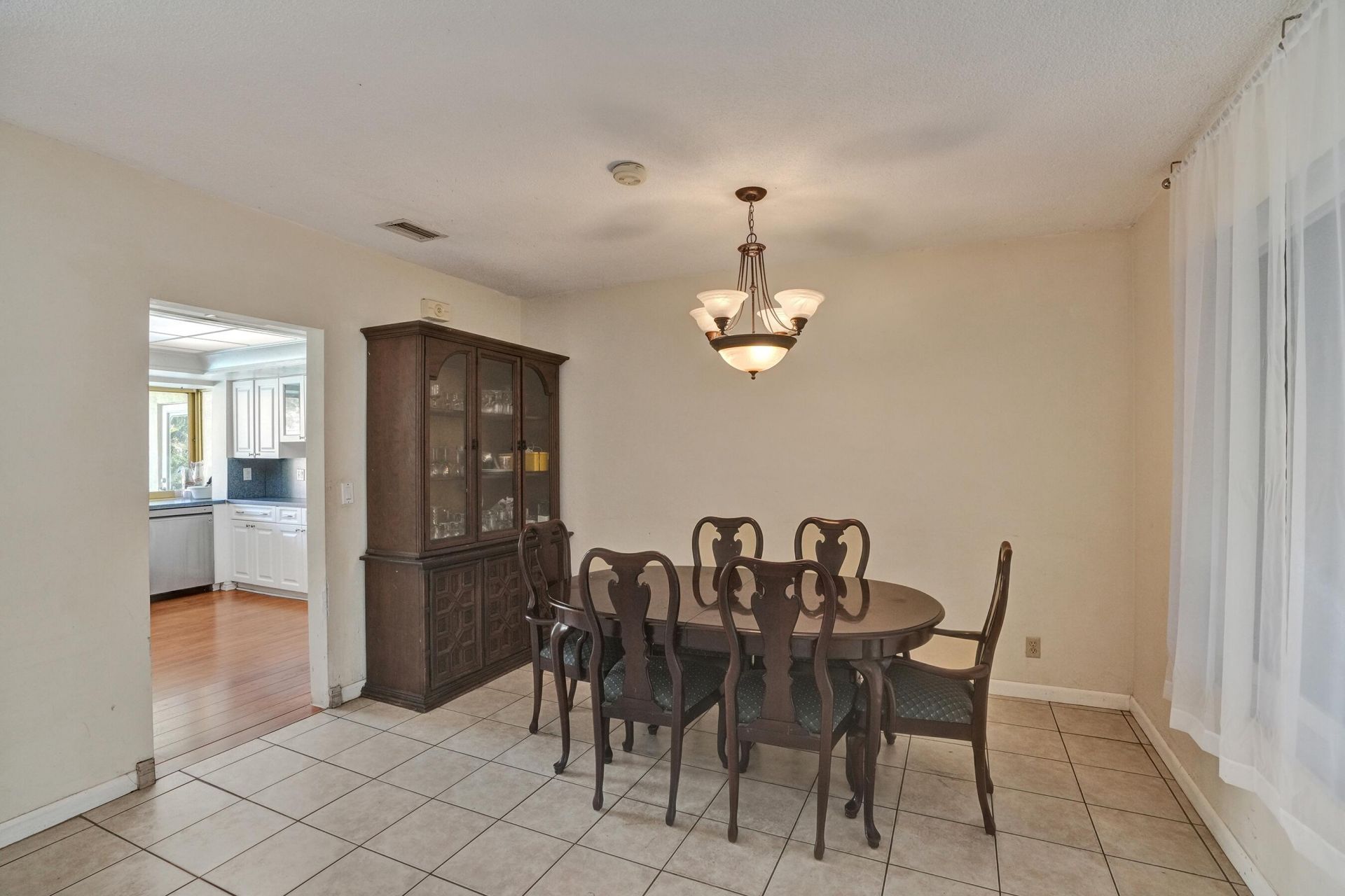 5200 SW 8th Street, Plantation, FL 33317 Photo