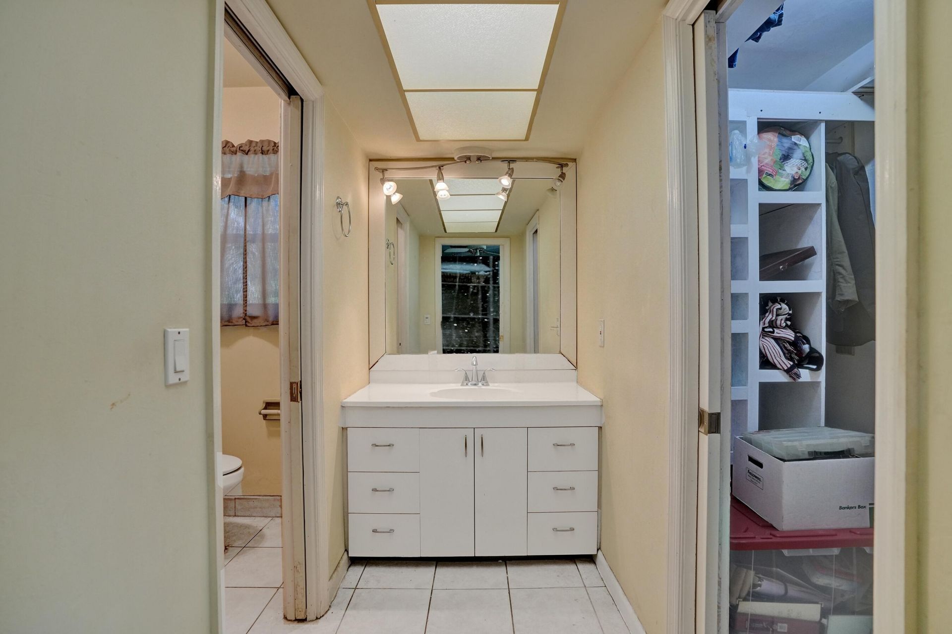 5200 SW 8th Street, Plantation, FL 33317 Photo