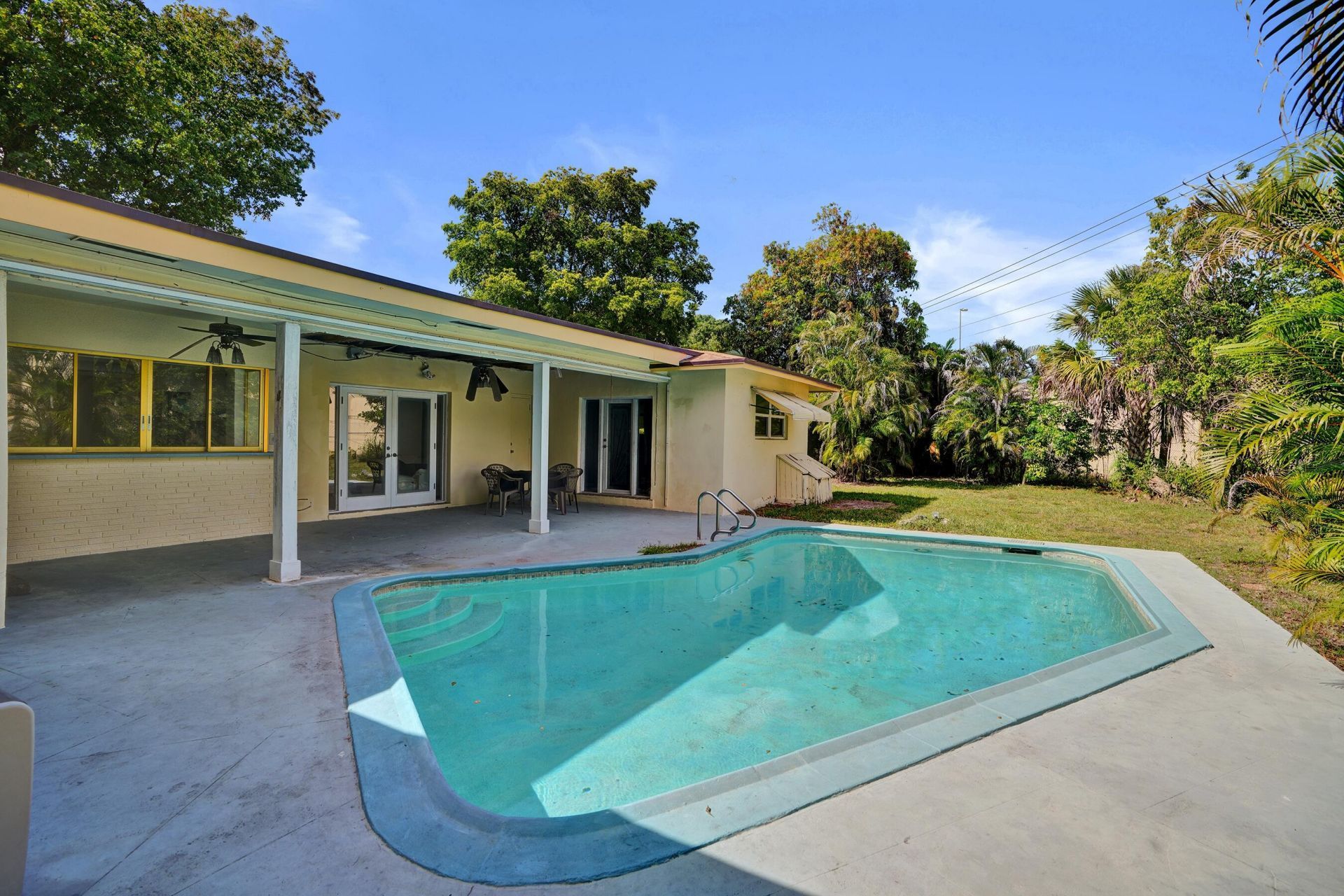 5200 SW 8th Street, Plantation, FL 33317 Photo