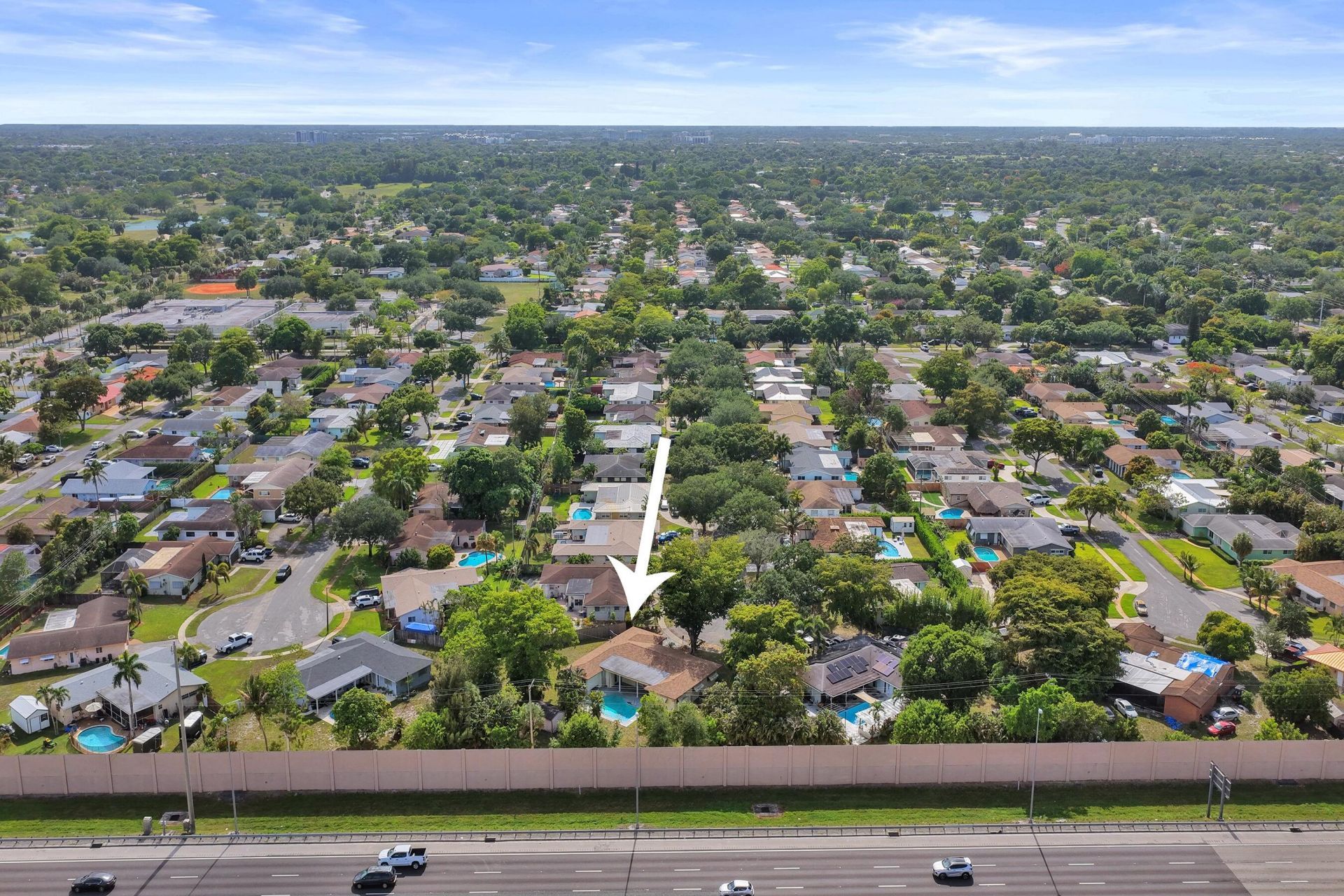 5200 SW 8th Street, Plantation, FL 33317 Photo