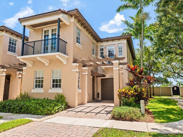 4422 Morgan Lane, Unit 11-9, Davie, FL 33328