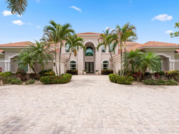 716 SW Squire Johns Lane, Palm City, FL 34990