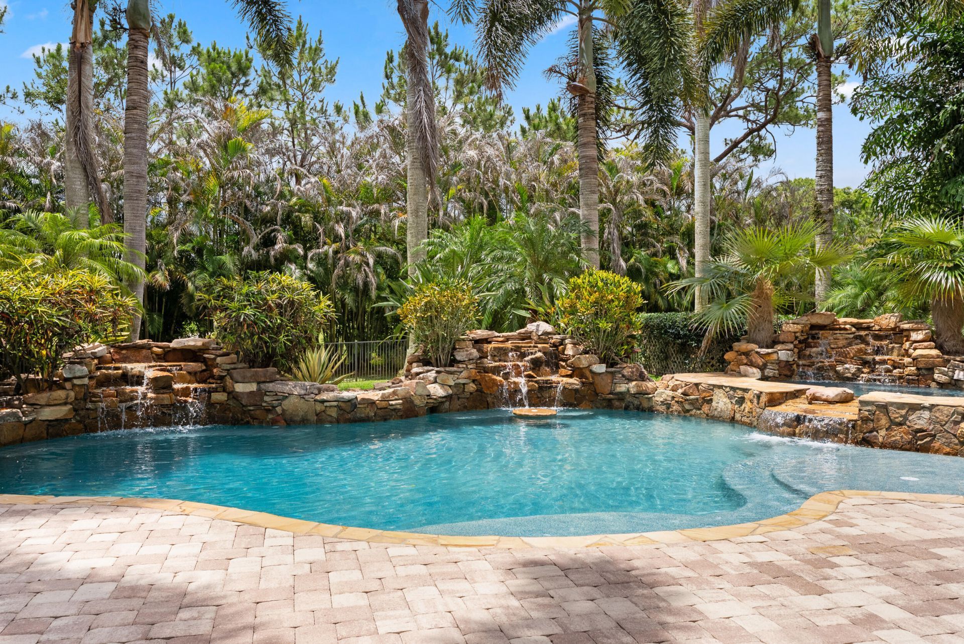 716 SW Squire Johns Lane, Palm City, FL 34990 Photo