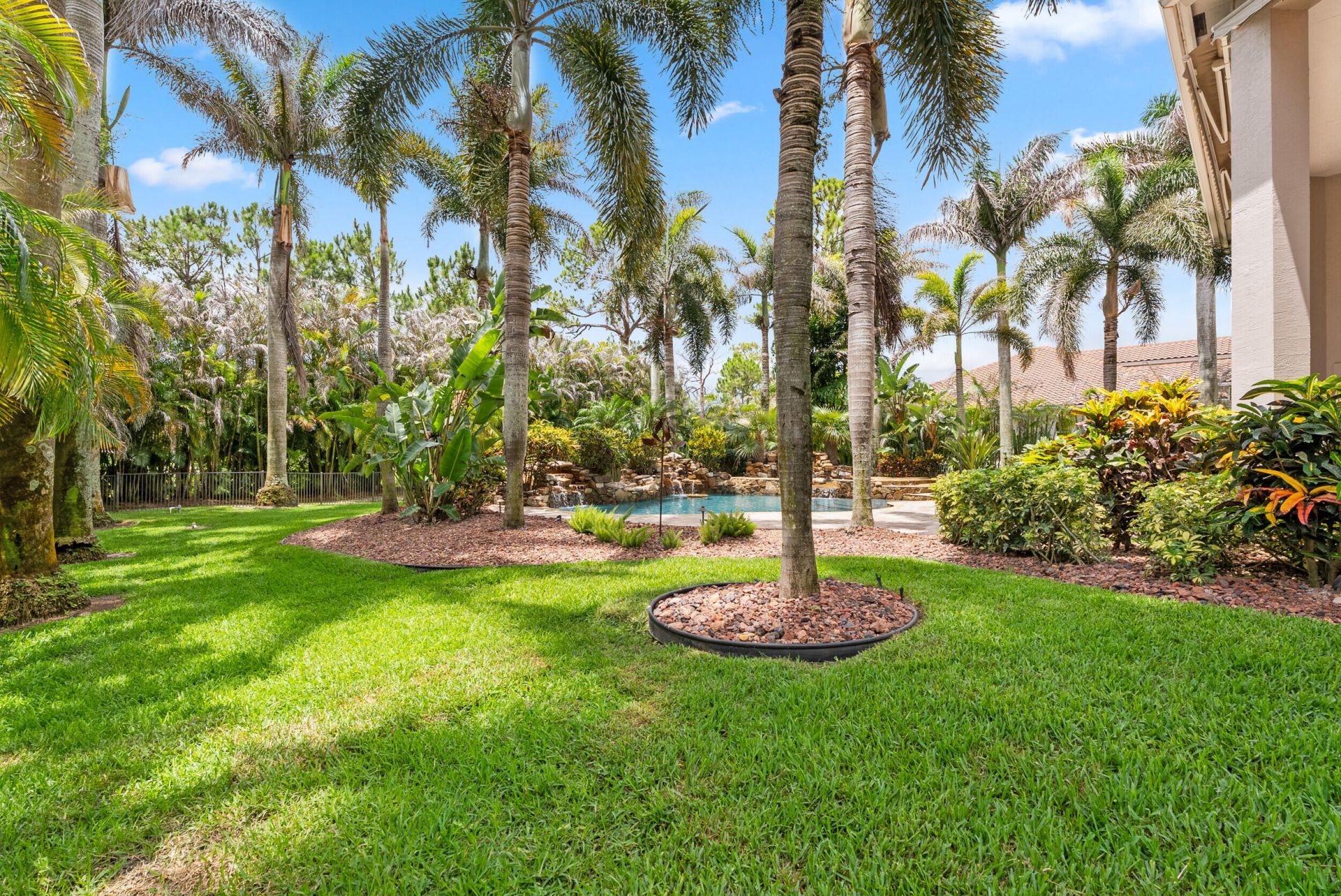 716 SW Squire Johns Lane, Palm City, FL 34990 Photo