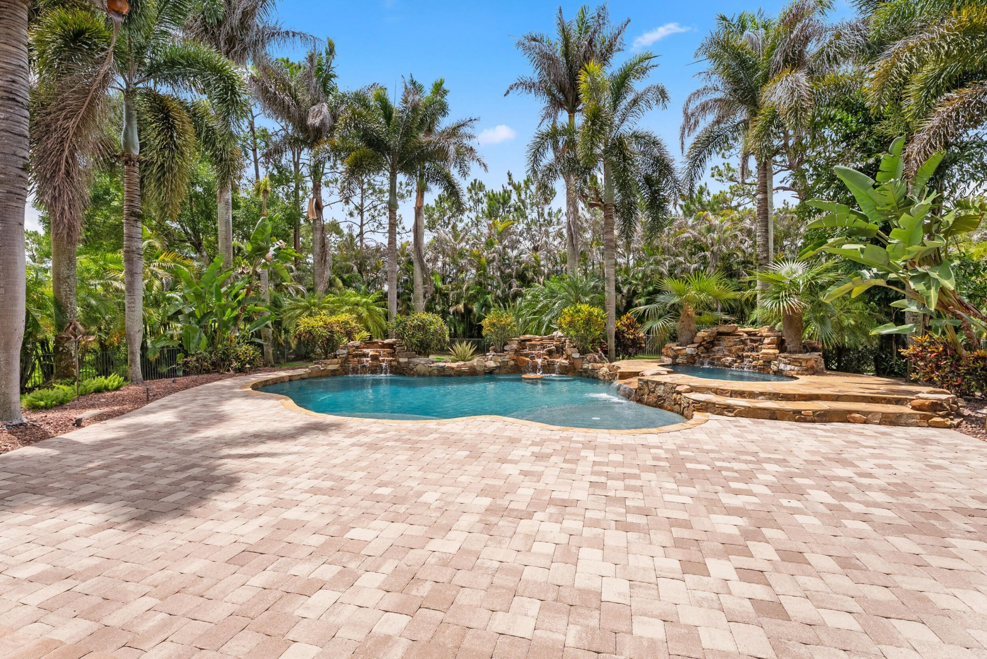 716 SW Squire Johns Lane, Palm City, FL 34990 Photo
