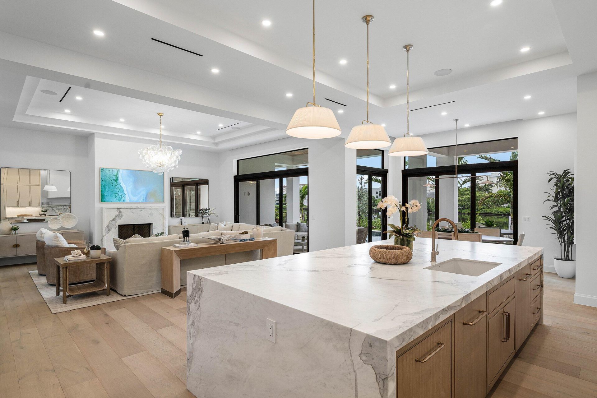 908 N Atlantic Drive, Lantana, FL 33462 Photo