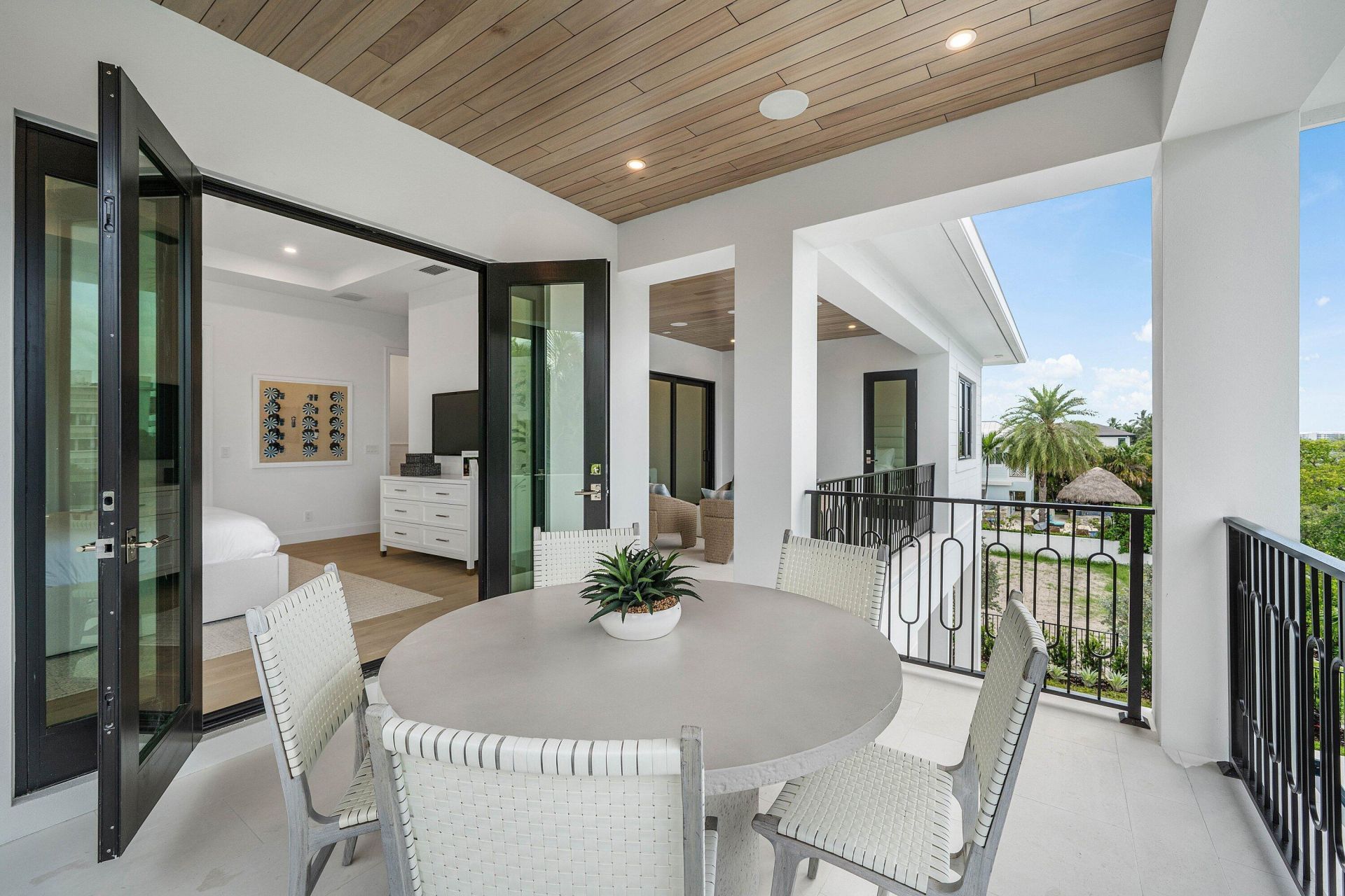 908 N Atlantic Drive, Lantana, FL 33462 Photo