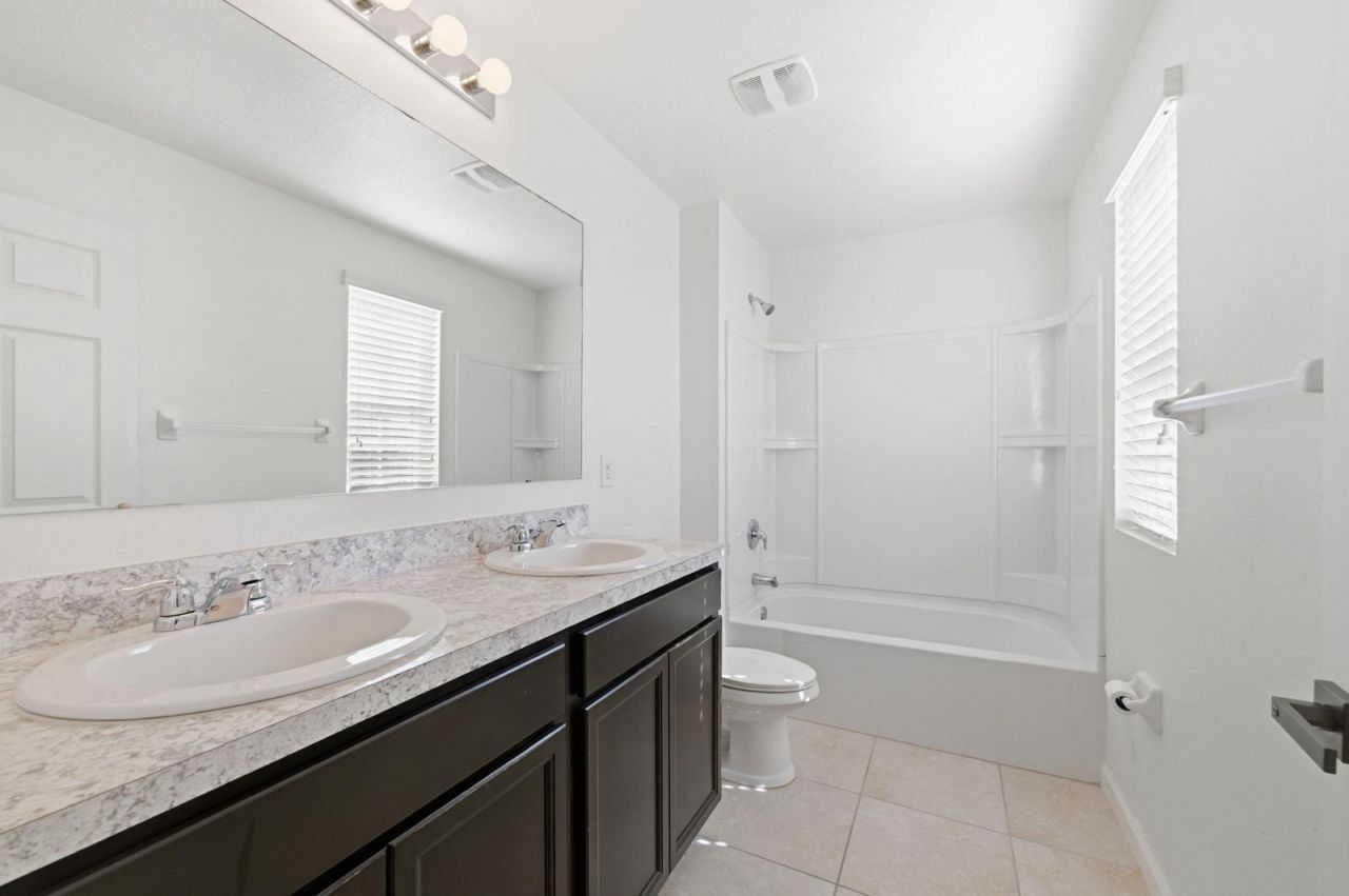 3044 Woodswalk Drive, Fort Pierce, FL 34945 Photo