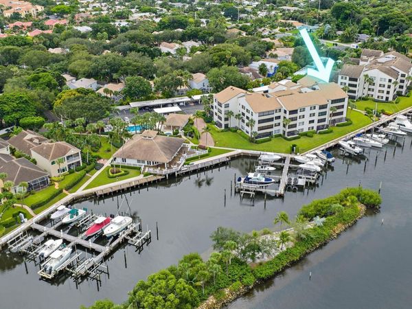 811 Oak Harbour Drive, Juno Beach, FL 33408