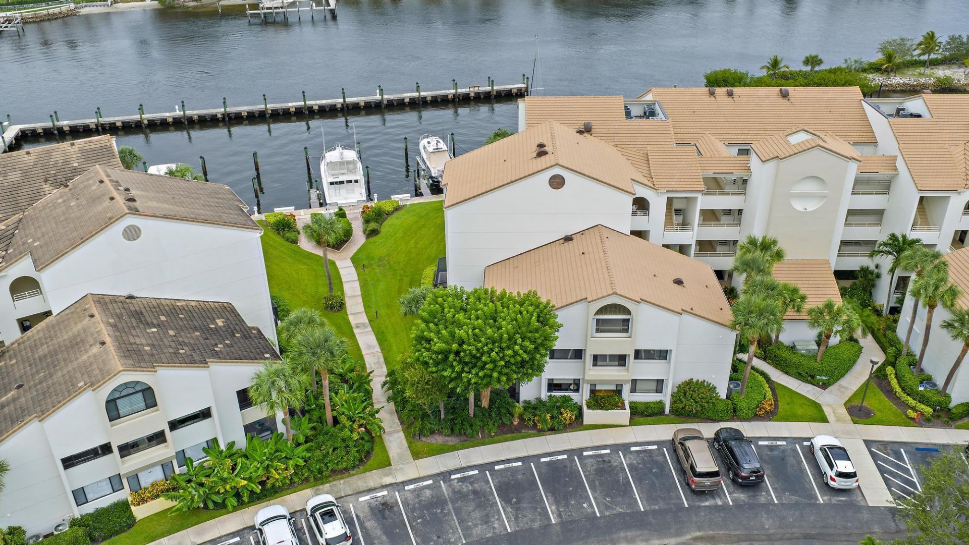 811 Oak Harbour Drive, Juno Beach, FL 33408 Photo