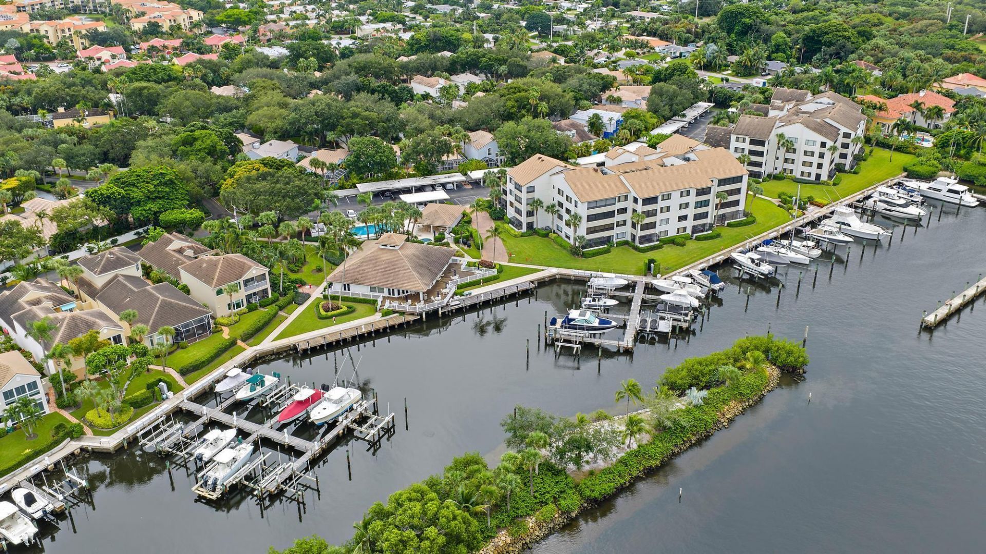 811 Oak Harbour Drive, Juno Beach, FL 33408 Photo