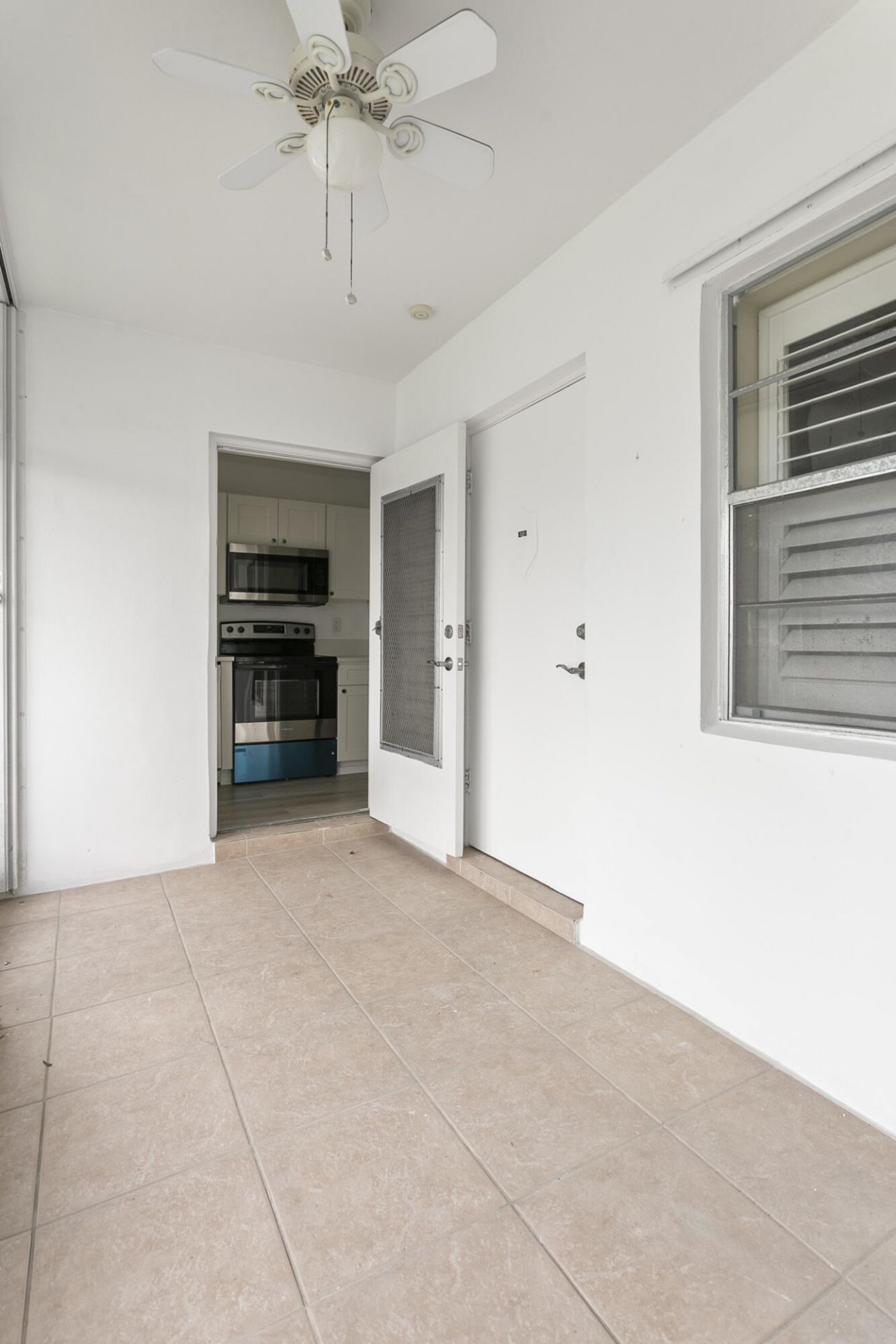 111 Shore Court, Unit 203, North Palm Beach, FL 33408 Photo