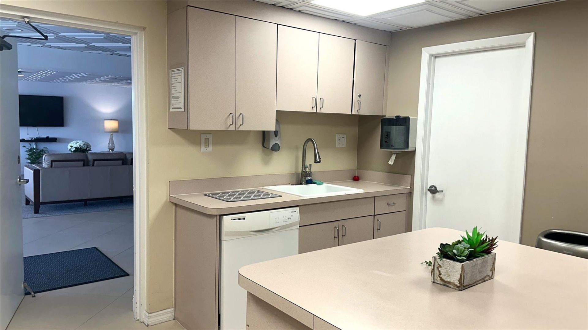 5100 Dupont Boulevard, Unit 11n, Fort Lauderdale, FL 33308 Photo