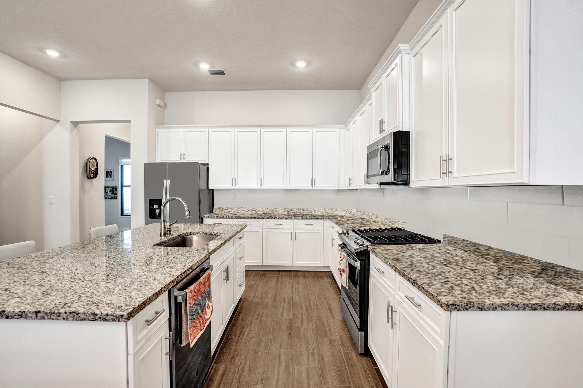8336 W Blue Spring Drive, Parkland, FL 33067 Photo