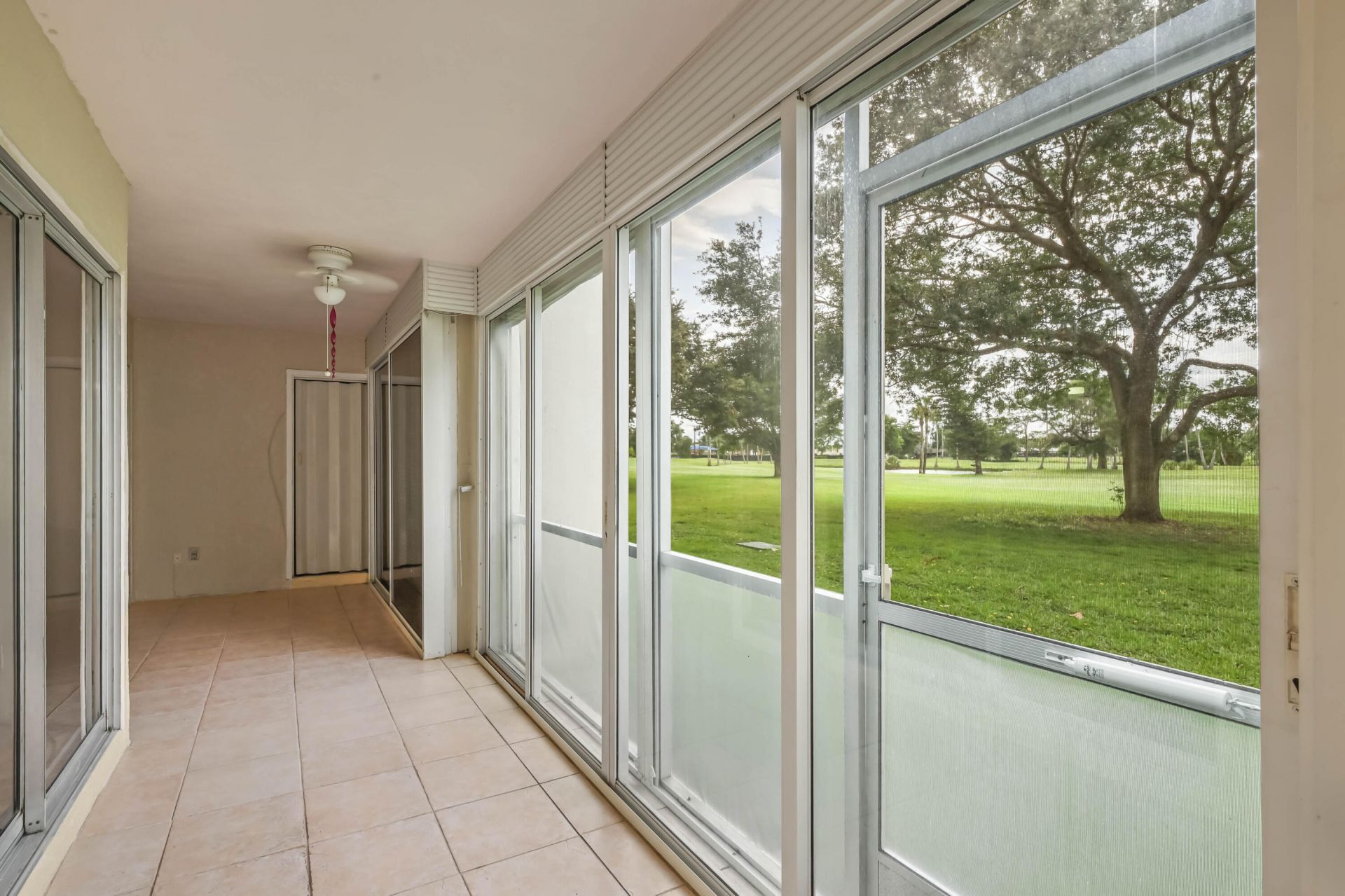 3951 Via Poinciana, Unit 112, Lake Worth, FL 33467 Photo