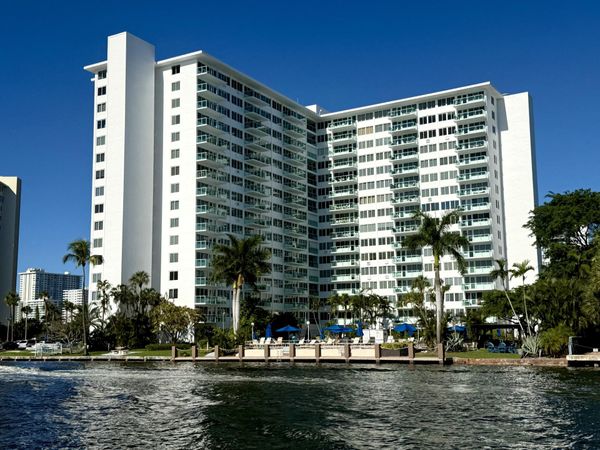 3233 NE 34th Street, Unit 1601, Fort Lauderdale, FL 33308