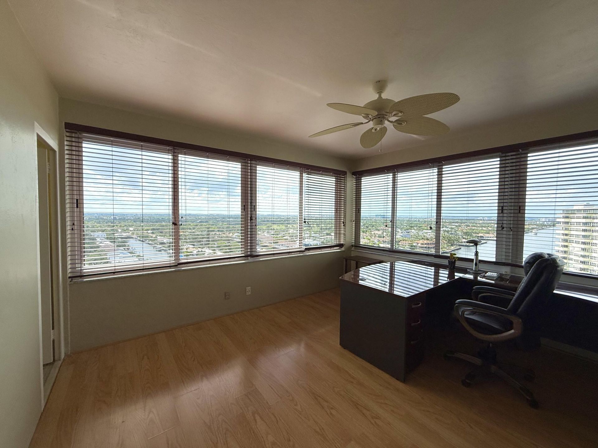 3233 NE 34th Street, Unit 1601, Fort Lauderdale, FL 33308 Photo