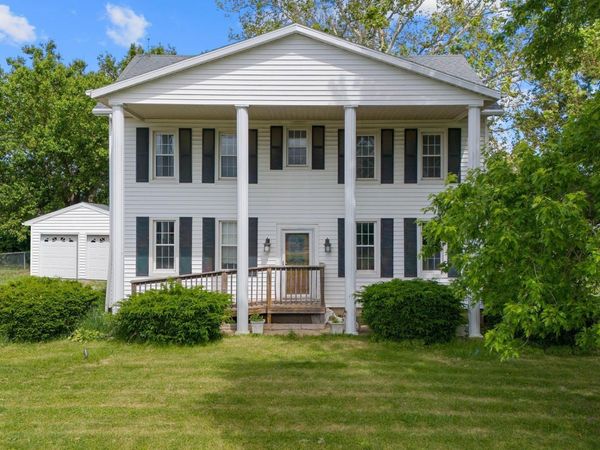 8310 N JACKSON Street, Edwards, IL 61528
