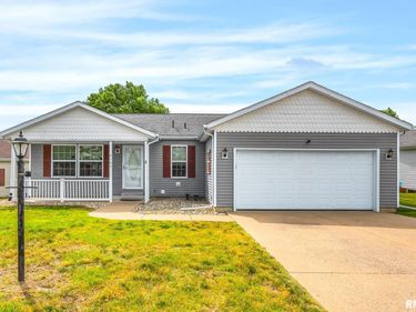 103 S COLUMBUS Street, North Pekin, IL 61554
