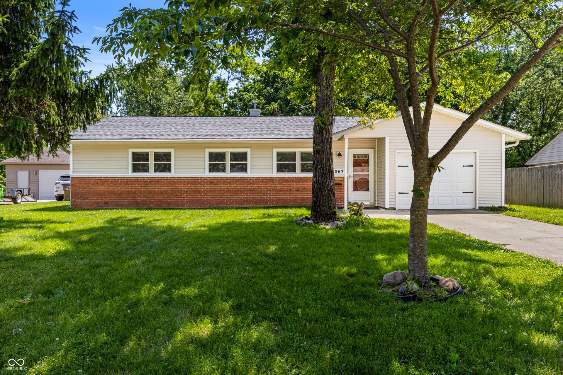 3067 Hawcreek Boulevard, Columbus, IN 47203 Main Photo