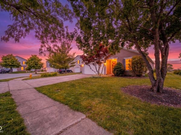 406 Warrior Court , Sheridan, IN 46069