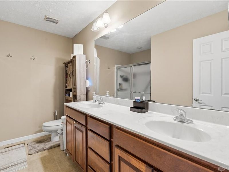 3955 Berrywood Drive, Huber Heights, OH 45424 Photo 22