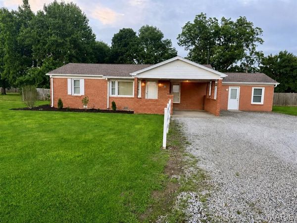 413 S Church Street , Holcomb, MO 63852