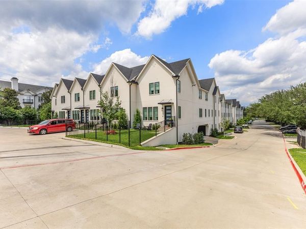 7207 Gaston Avenue, Unit 1303, Dallas, TX 75214