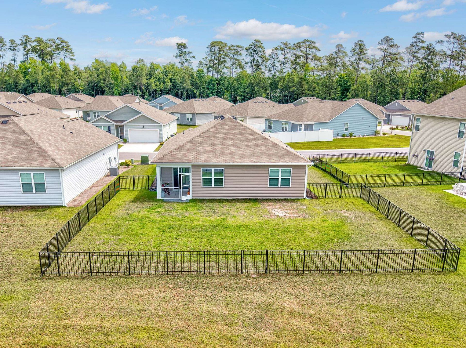 548 Hogwart Ln.  Photo 34