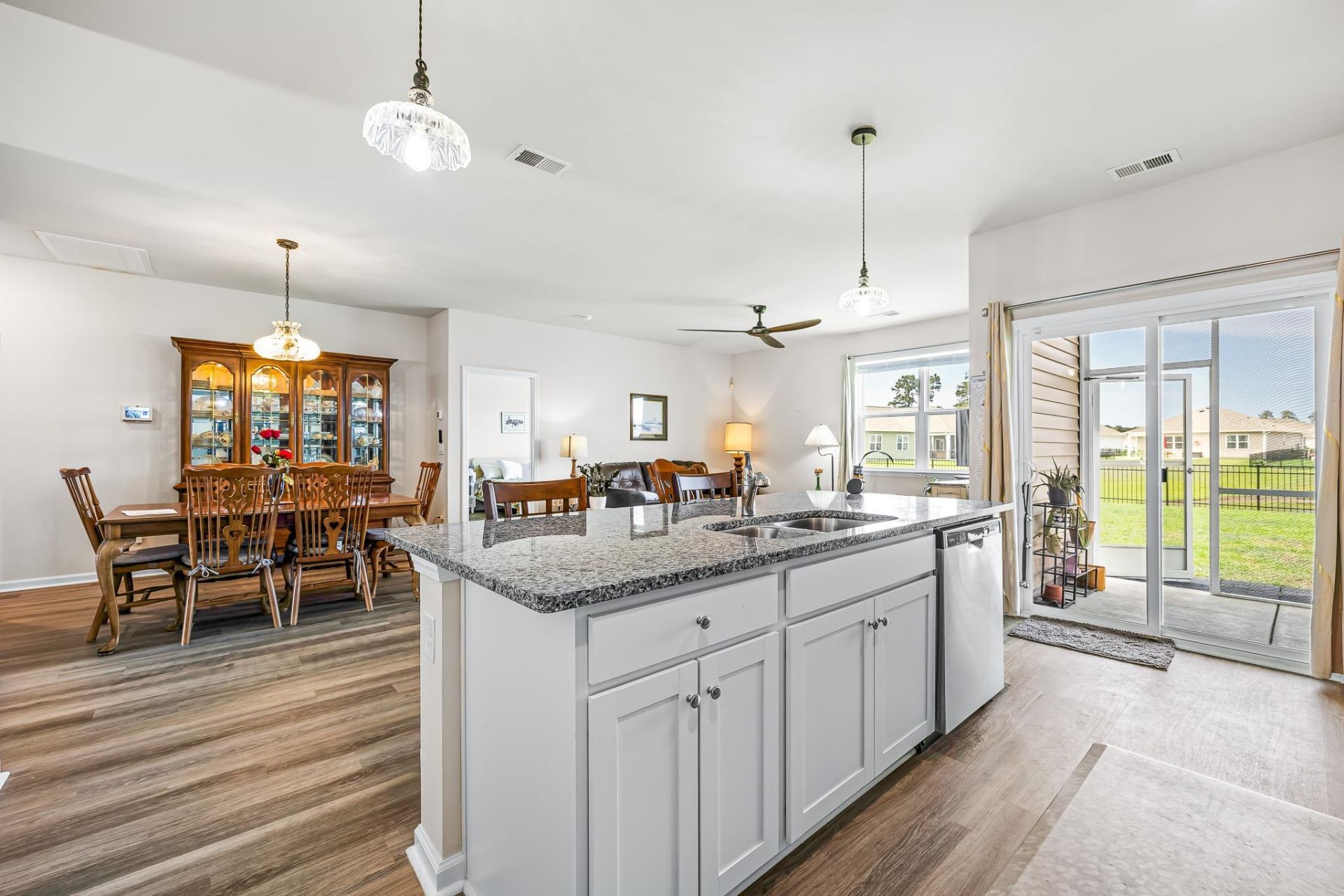 548 Hogwart Ln.  Photo 8
